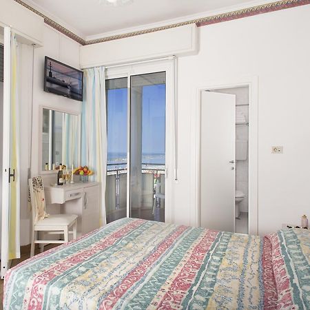 Hotel Titanus Bellaria-Igea Marina Exterior photo