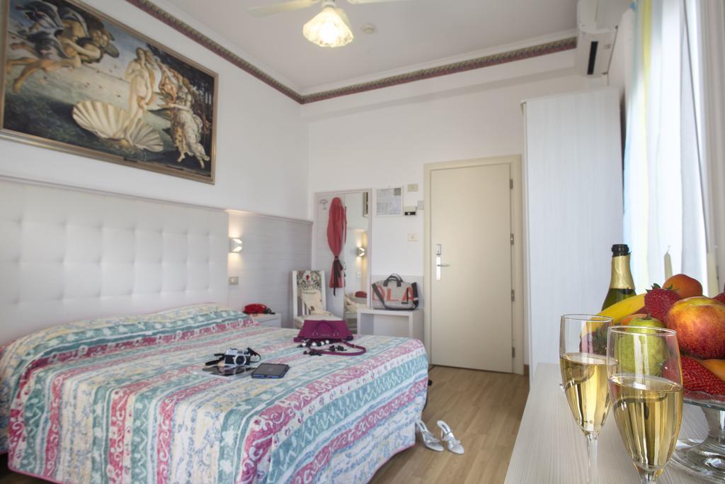 Hotel Titanus Bellaria-Igea Marina Exterior photo