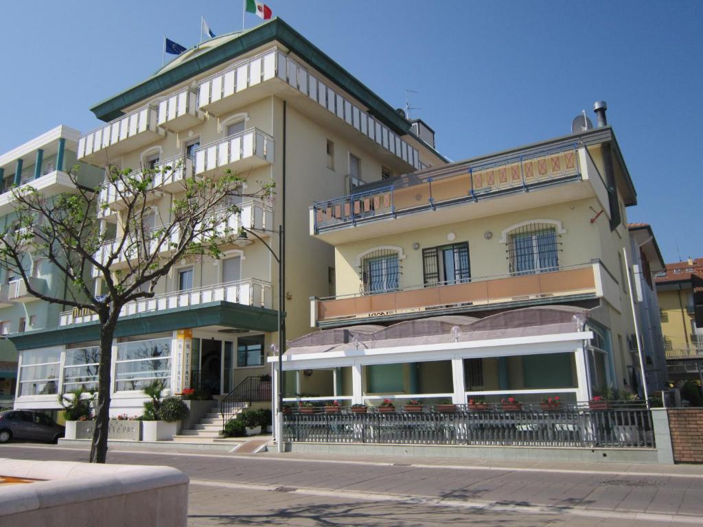 Hotel Titanus Bellaria-Igea Marina Exterior photo